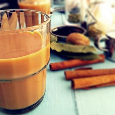 warme en pittige himalaya thee (chai thee)