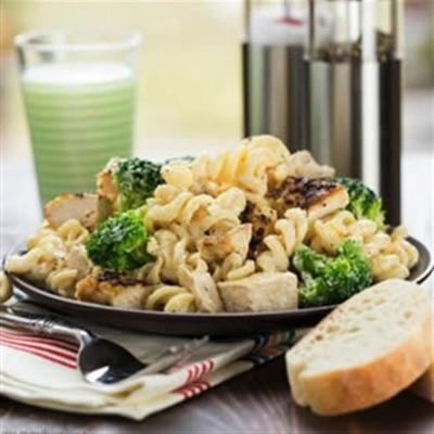 citroen kip en broccoli Alfredo