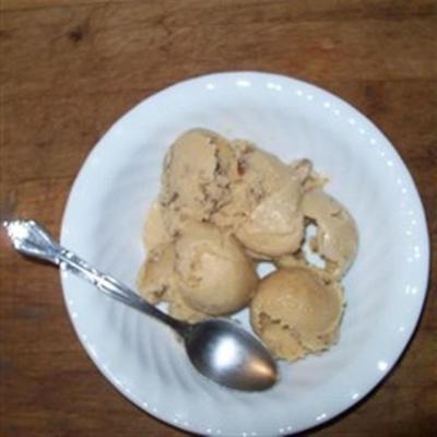 no-cook, zelfgemaakte boter pecannoot ijs