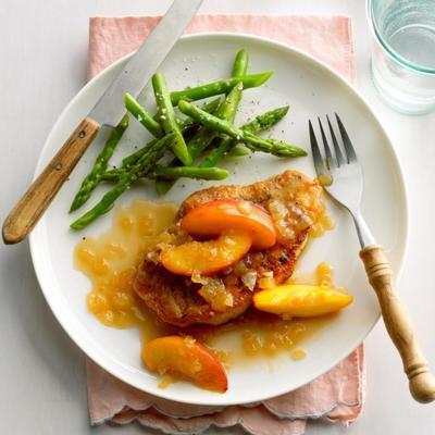 varkenskoteletten met nectarinesaus