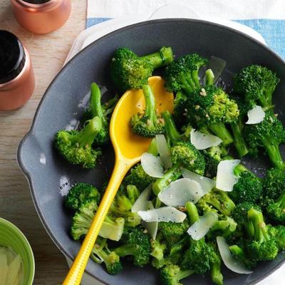 broccoli met knoflook en asiago