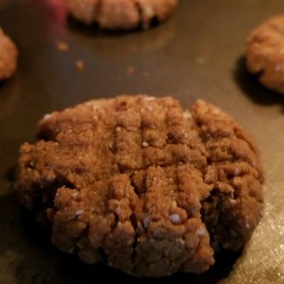 peanut butter bliss cookies - veganistisch, glutenvrij, zonder toegevoegde suikers