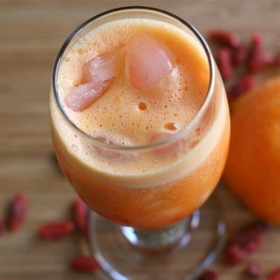 sinaasappelsap goji bessen smoothie