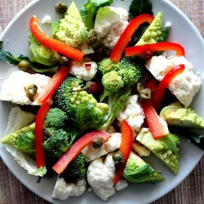 Italiaanse romanesco bloemkoolsalade