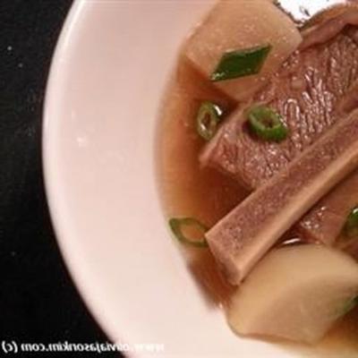 galbitang (Koreaanse soep met korte rib van rundvlees)