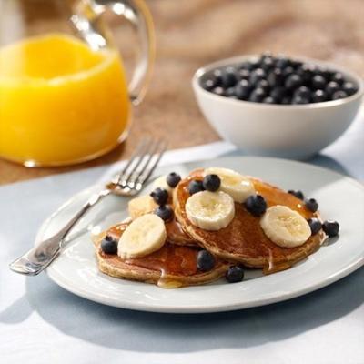 volkoren pannekoeken met vers fruit