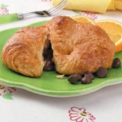 chocolade gevulde croissant Franse toast