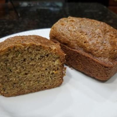 oranje maanzaad courgette cake