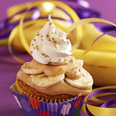 banaan pleister verrassing cupcakes