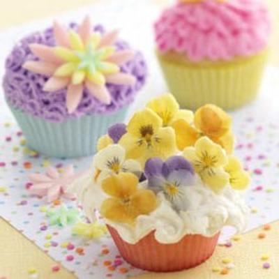 flower power cupcakes