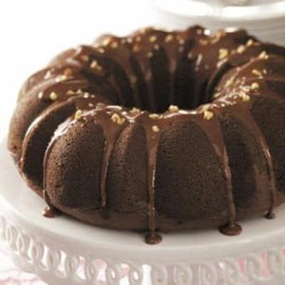 fantasie chocolade feest cake cake met mokka rum suikerglazuur
