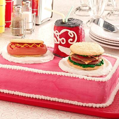 hotdog en hamburger cake