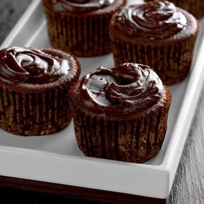 chocolade-pindakaas truffel cupcakes