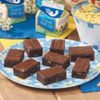 frosted cake brownies