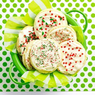 anise sugar cookies met vanille frosting