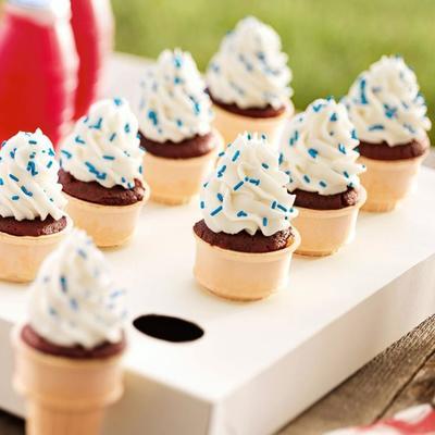 patriottische cupcake kegels