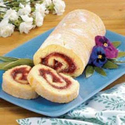 rabarber jelly-roll cake