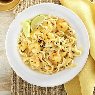 Thaise pasta met garnalen