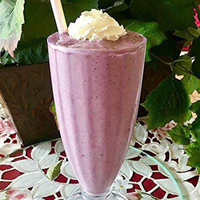 berry mango milkshake