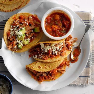 crock pot varkensvlees taco's met mango salsa