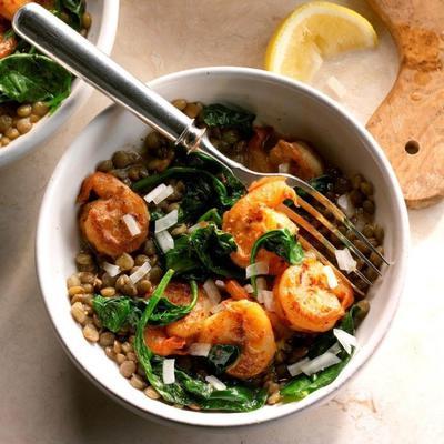 garnalen met spinazie en linzen