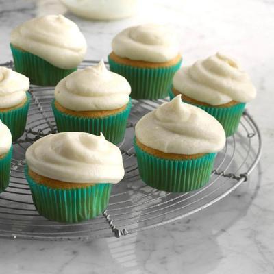 gemakkelijk vanille buttercream frosting