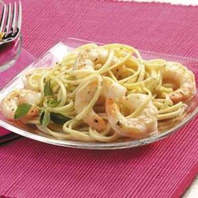 eenvoudige en elegante garnalenscampi