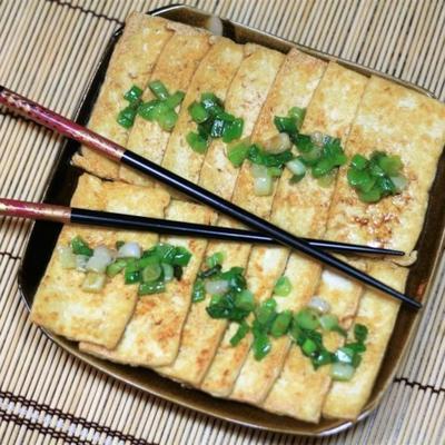 eenvoudige gefrituurde tofu