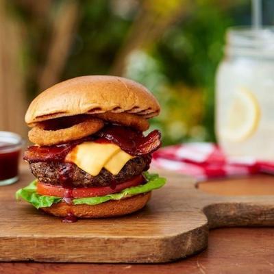 gedurfde honing-barbecue burger