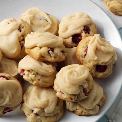 frosted cranberry drop cookies