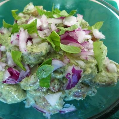 pesto aardappelsalade met basilicum