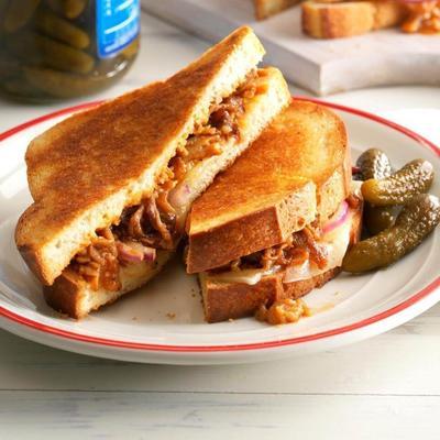 pulled pork grilled cheese