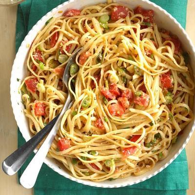 linguine met verse tomaten