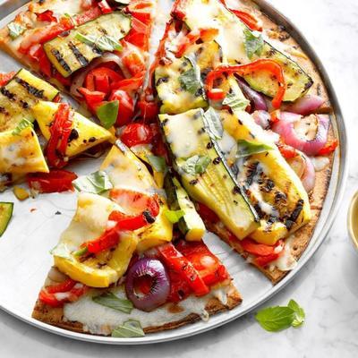 gegrilde tuin verse veggie pizza