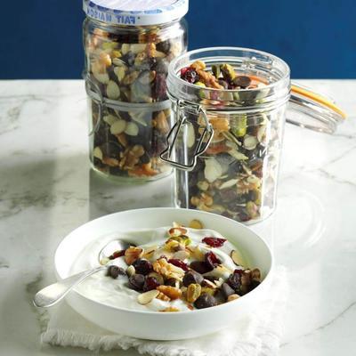 pure chocolade cranberry blend trailmix