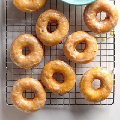 zoete aardappel-cranberry donuts