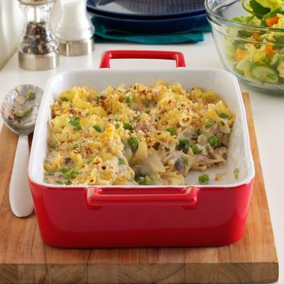 de ultieme braadpan van tonijn-noedels