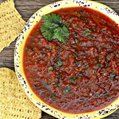 broeden chili salsa