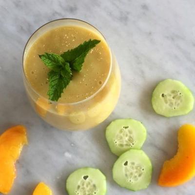 peachy mango komkommer thee smoothie