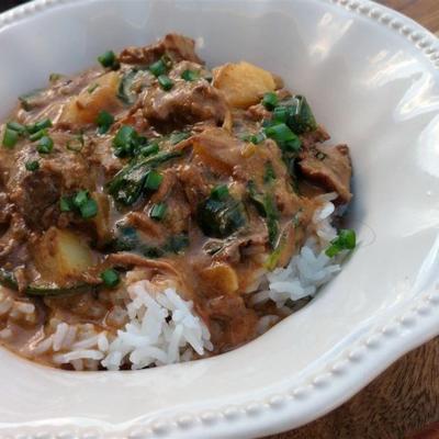 slow cooker thai curried beef