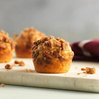 zoete aardappel muffins met pecan streusel