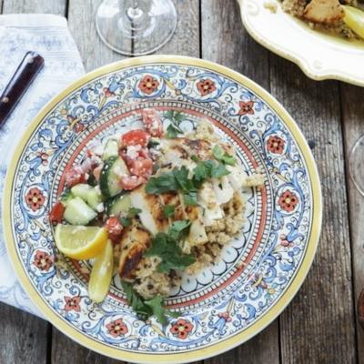 citroenkruidenkip met couscous en komkommersalade