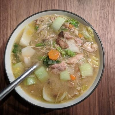 kip en veggie miso-soep (instant pot®-versie)