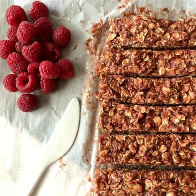 no-bake frambozen pindakaas mueslirepen