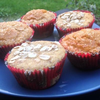 muffins van yoghurt, banaan en peren