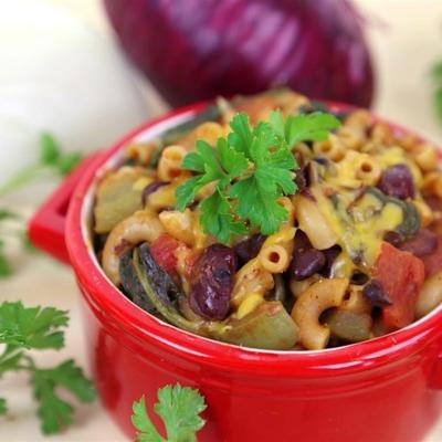 éénpans vegetarische chili mac