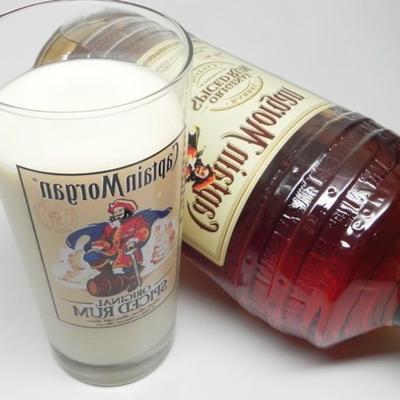 Advocaat (verrijkt met rum)