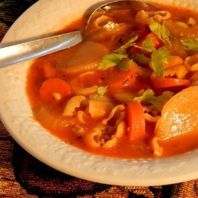 gezonde veggie minestrone soep