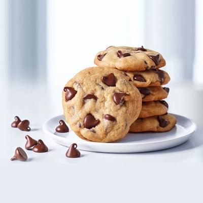 ghirardelli grand chocolate chip cookies