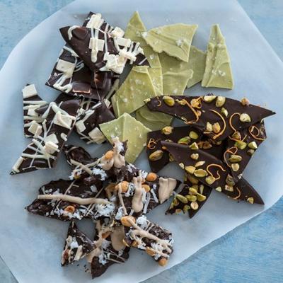 ghirardelli vakantie schors 4 manieren: gedeconstrueerd candy bar schors